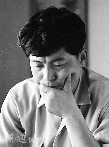 本应在A位, 自夺得本因, 源与坂田荣