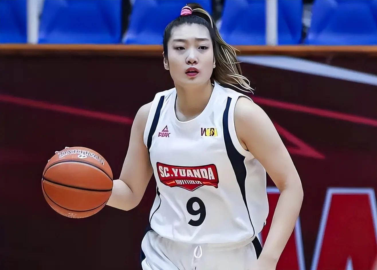 来基石, 为中国女篮