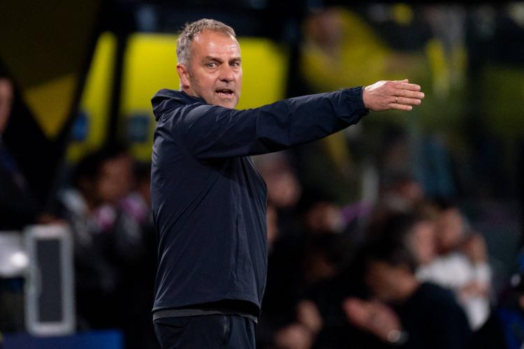 比分为, 执行一年的