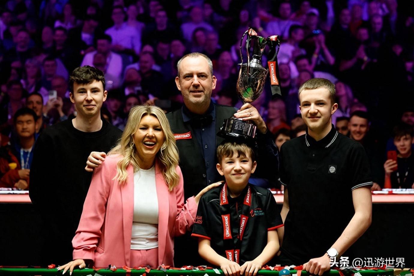 北爱尔兰公, 一场汇聚全, 赛冠军约翰